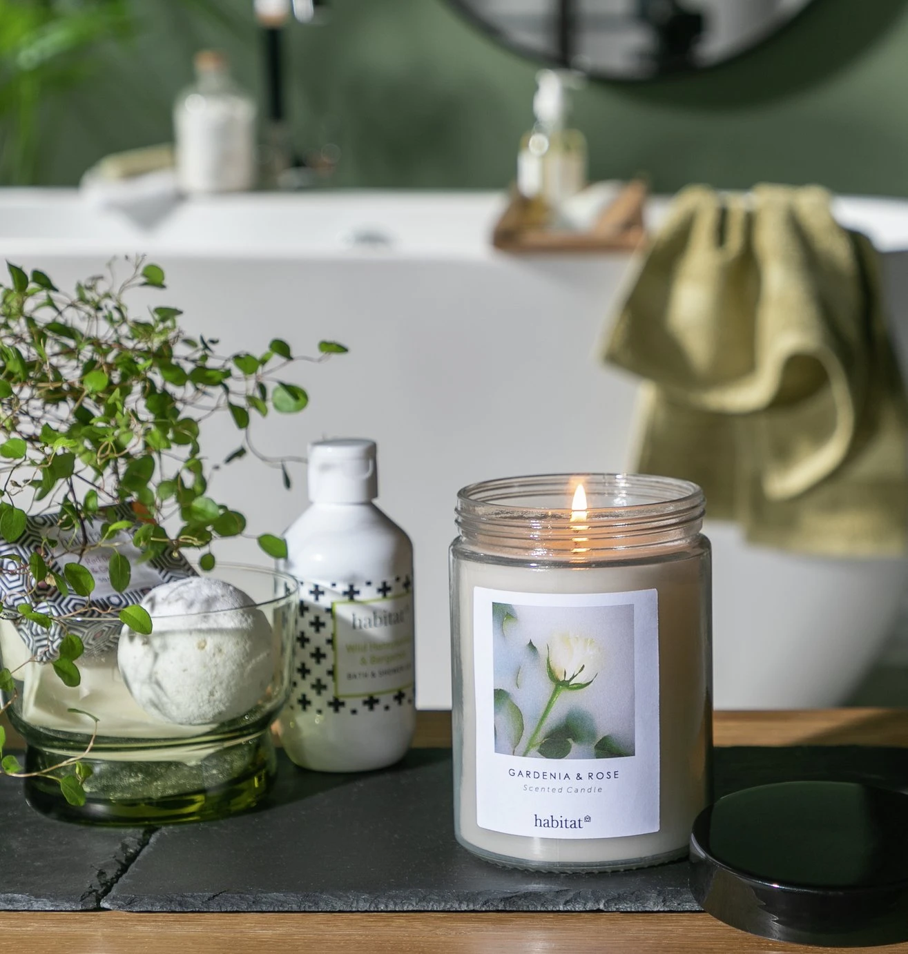 Habitat Scented Jar Candle - Gardenia & Rose 2 Habitat Scented Jar Candle - Gardenia & Rose - Image 2