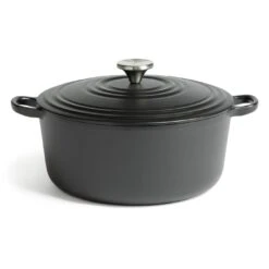 Habitat 5.3 Litre Cast Iron Casserole Dish - Black