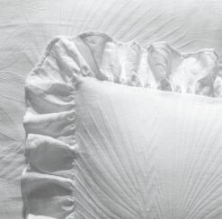 Habitat Cotton 180TC Leaf Matelasse White Bedding - Double -Home Products Store 4096429 R Z003A