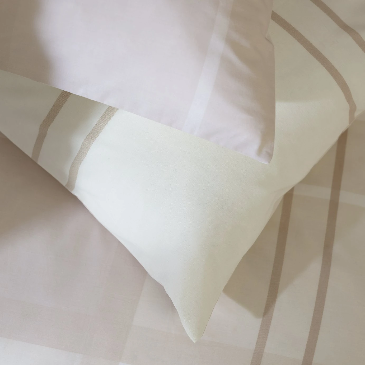 Habitat Check Neutral Bedding Set - Single 4 Habitat Check Neutral Bedding Set - Single - Image 4