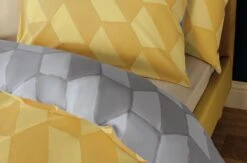 Habitat Industrial Geo Grey Reversible Bedding Set - Single -Home Products Store 9281318 R Z006A