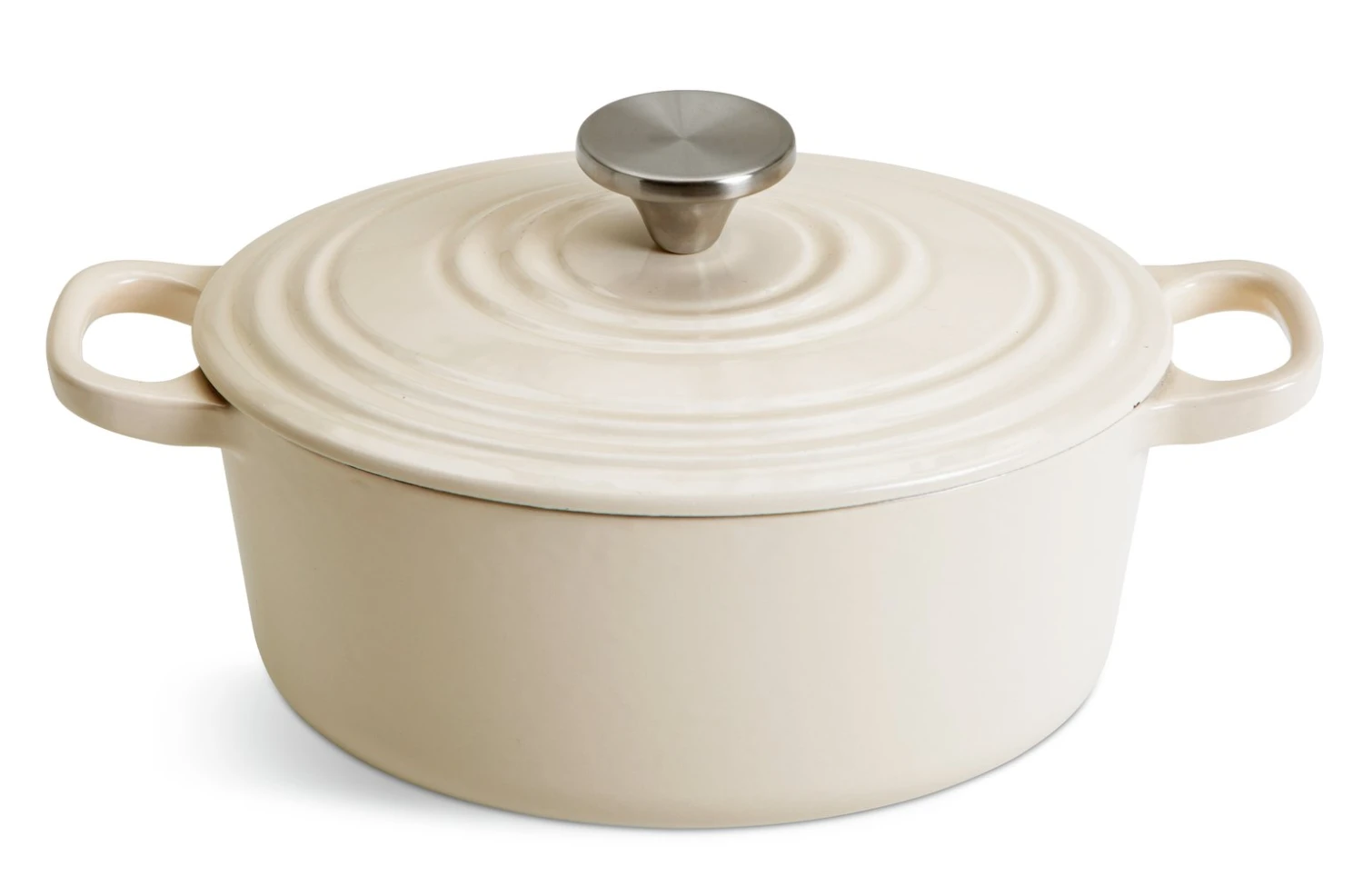 Habitat 2.4 Litre Oval Iron Casserole Dish - Cream 1 Habitat 2.4 Litre Oval Iron Casserole Dish - Cream